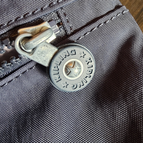 Kipling ARTO Grayish Dark Blue Crossbody Bag No Keychain monkey - Picture 3 of 8